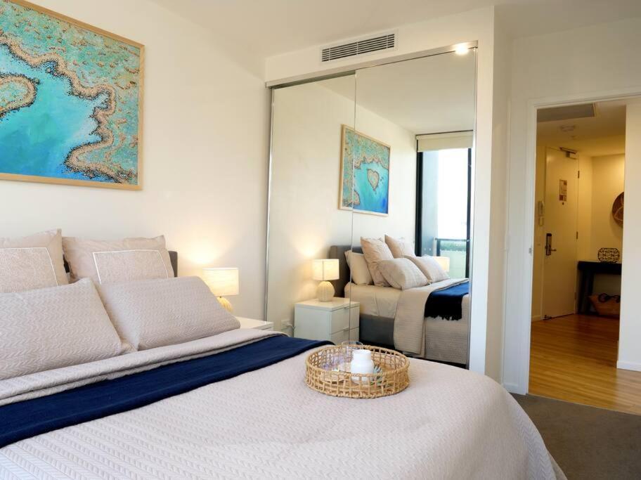Modern 1 Brm Apartment With Pool Close To Beach Gold Coast Exterior photo